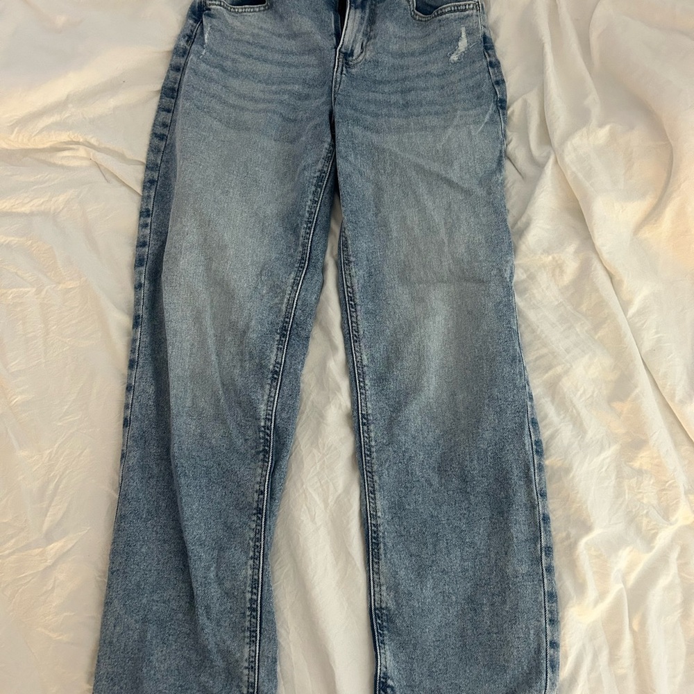 Kohl's Blue Straight Leg Jeans Classic Style